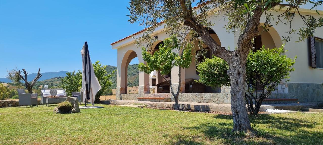 House Castiadas Tra Mare E Montagna Eksteriør billede